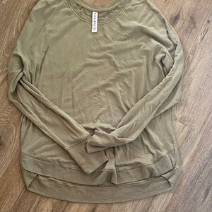 Athleta light olive green L large mindset sweatshirt top shirt